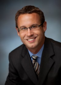 headshot of zach fritz